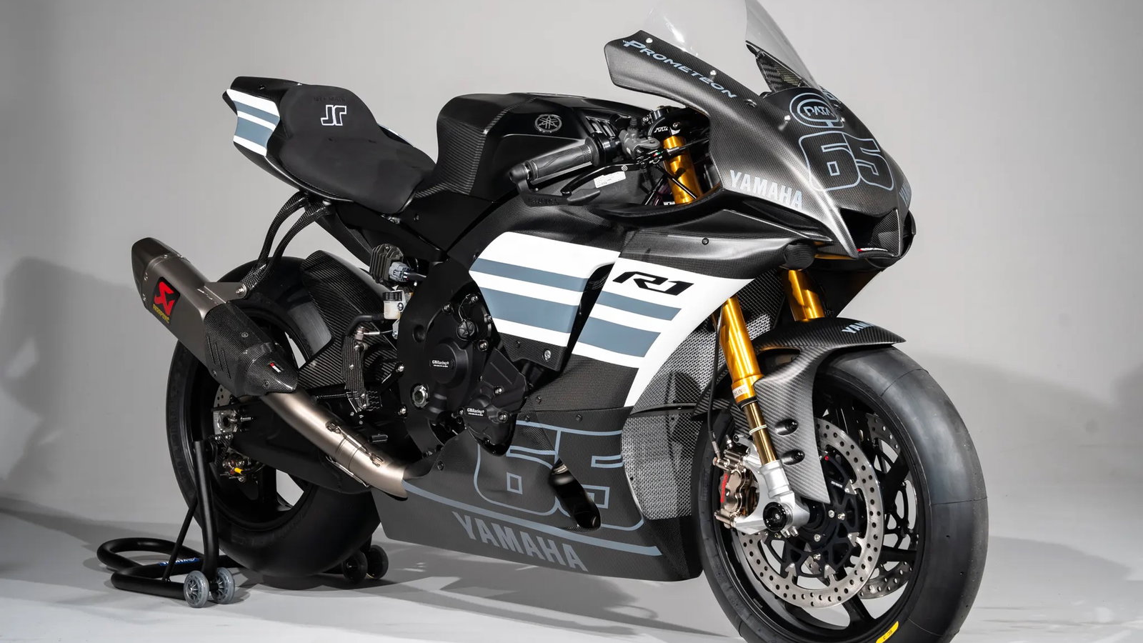 Crescent Yamaha GYTR R1 - front